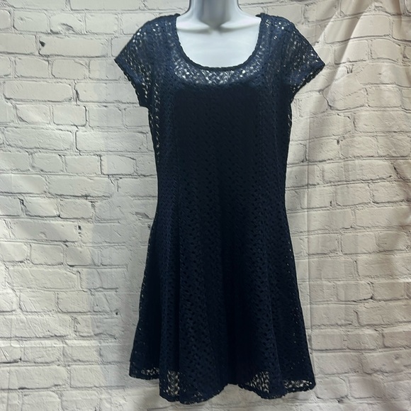 Speechless Dress 🌻 - Picture 2 of 6